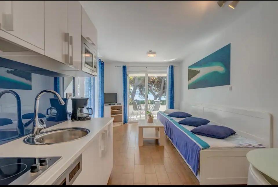 Apartment Promenade Zlatni Rat Bol Esterno foto