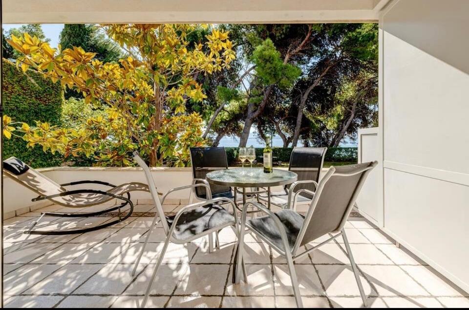 Apartment Promenade Zlatni Rat Bol Esterno foto
